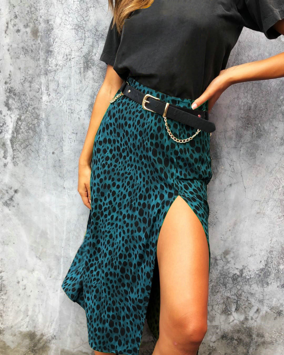 Expert Touch Animal Print Slit Hem Skirt