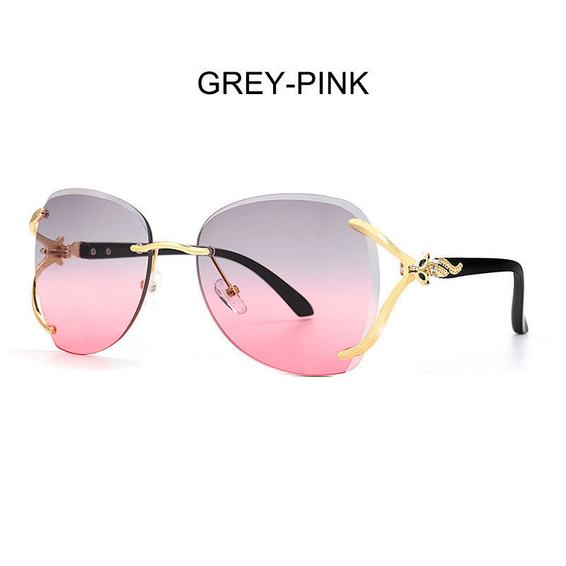 Fashionista Gradient Sunglasses.