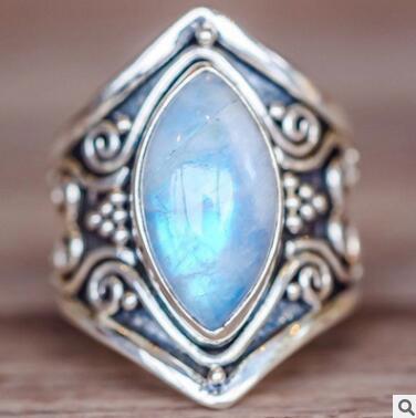 Boho Silver Retro Moonstone Ring.