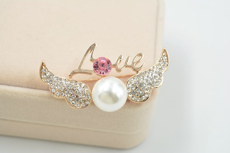 Love Charm With Angel Wings Broach