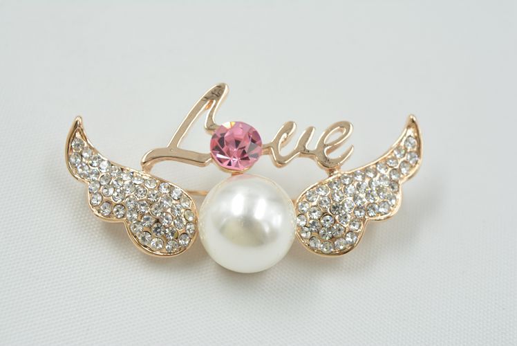 Love Charm With Angel Wings Broach