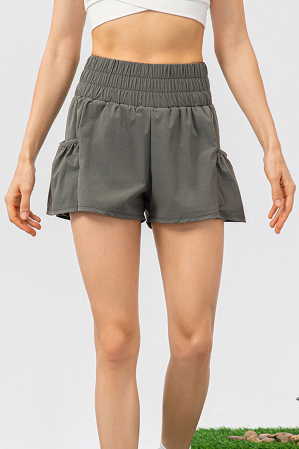 Stretch Elastic Waist Active Shorts w/ Pocketed