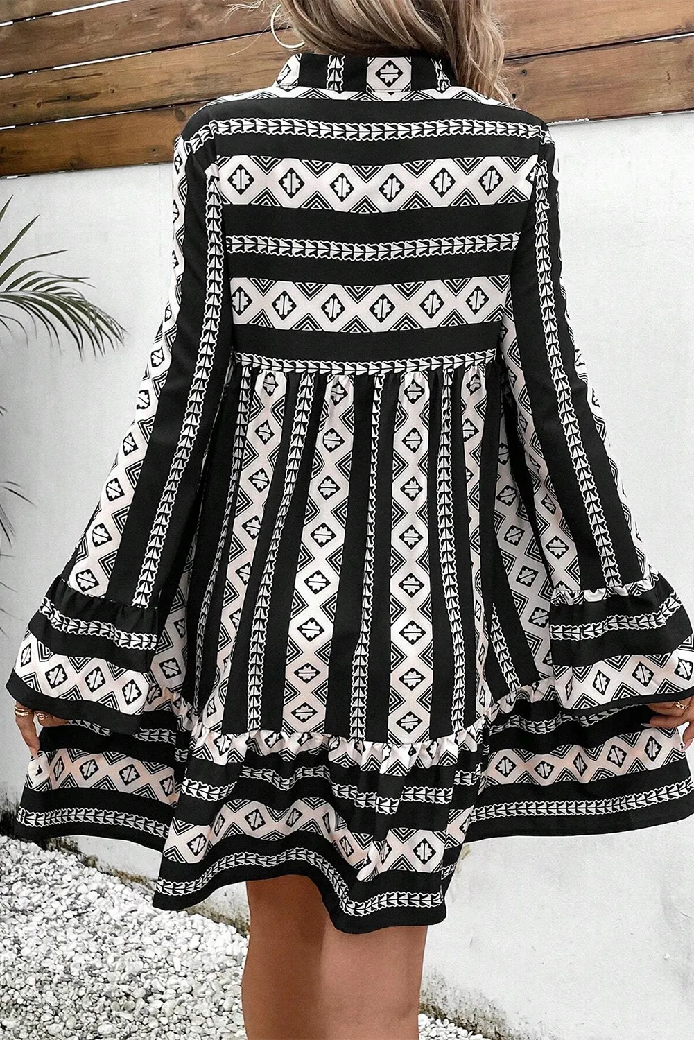 Country Black White Ruffle Hem Geometric Notched Flare Dress with Long  Sleeve