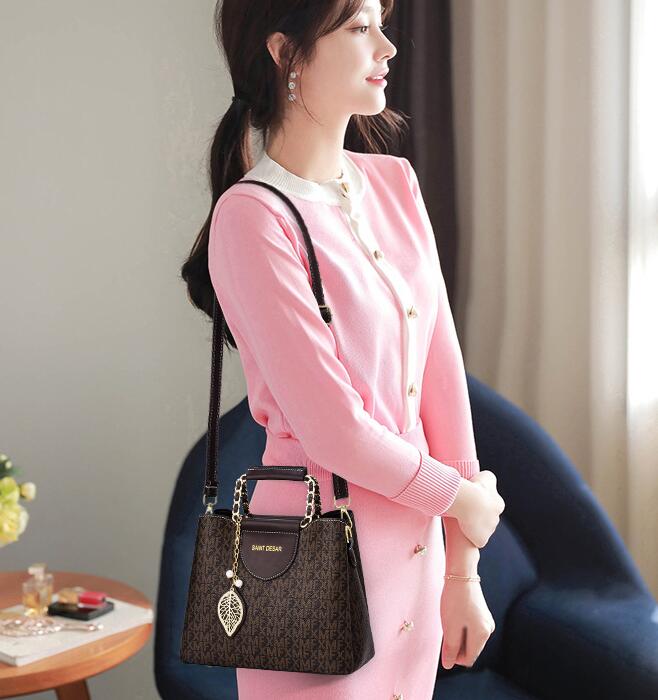 Elegant Vintage Fashion Print Handbag