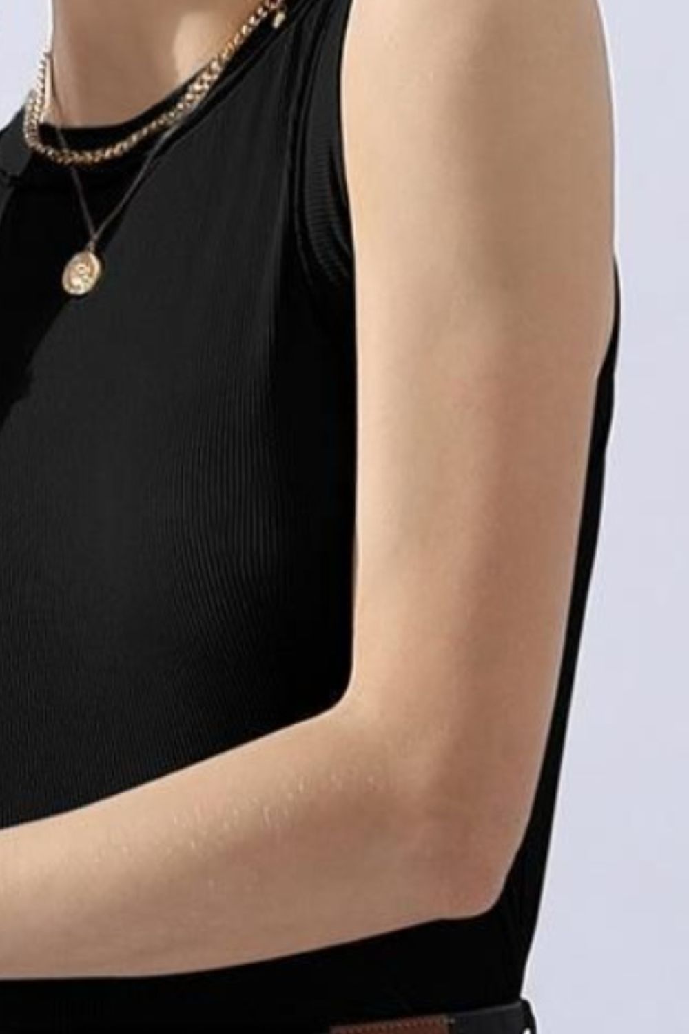 Essential Ribbed Round Neck Tank