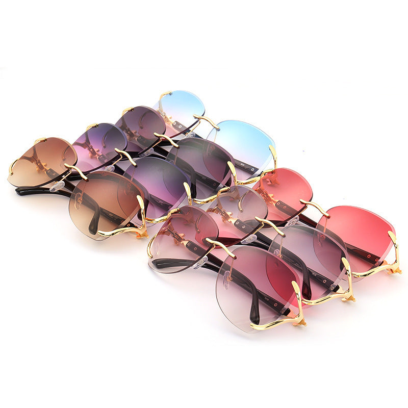 Fashionista Gradient Sunglasses.