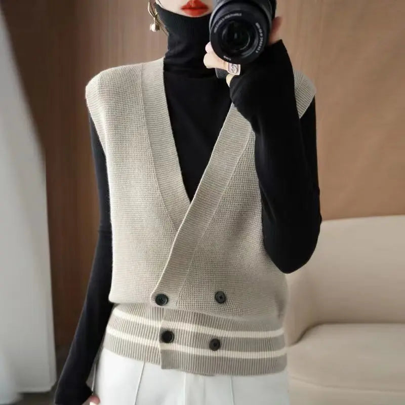 Classic Knitted Cardigan Vest  Sleeveless Sweater