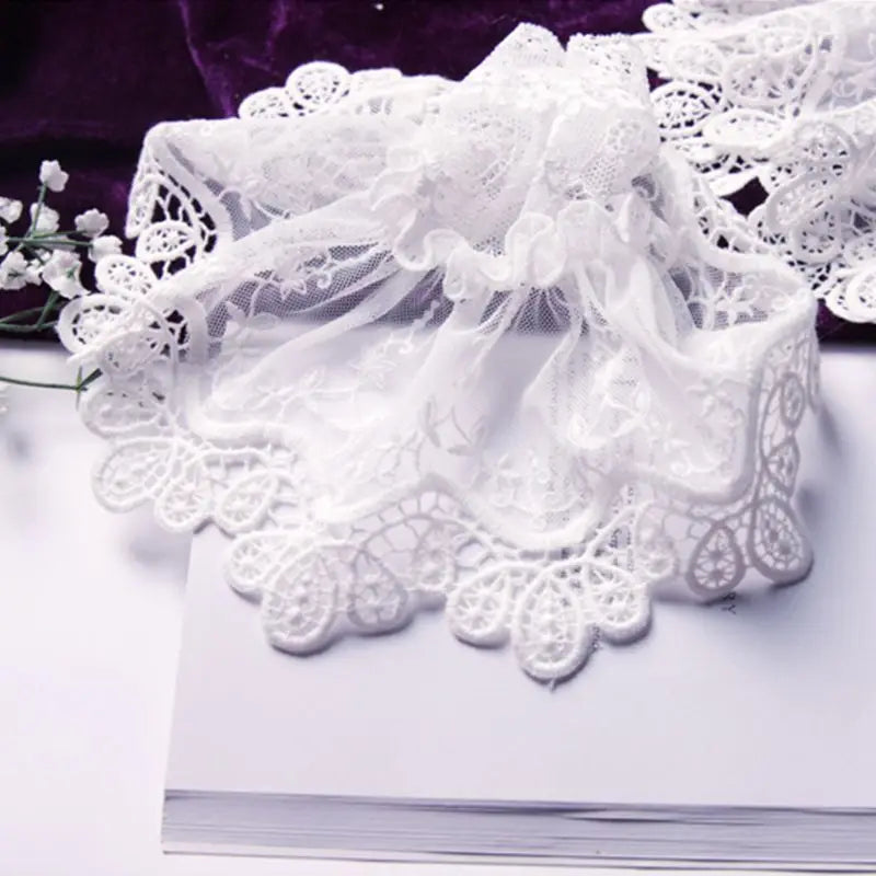 White Crochet Floral Lace Decorated Cuffs Embroidery