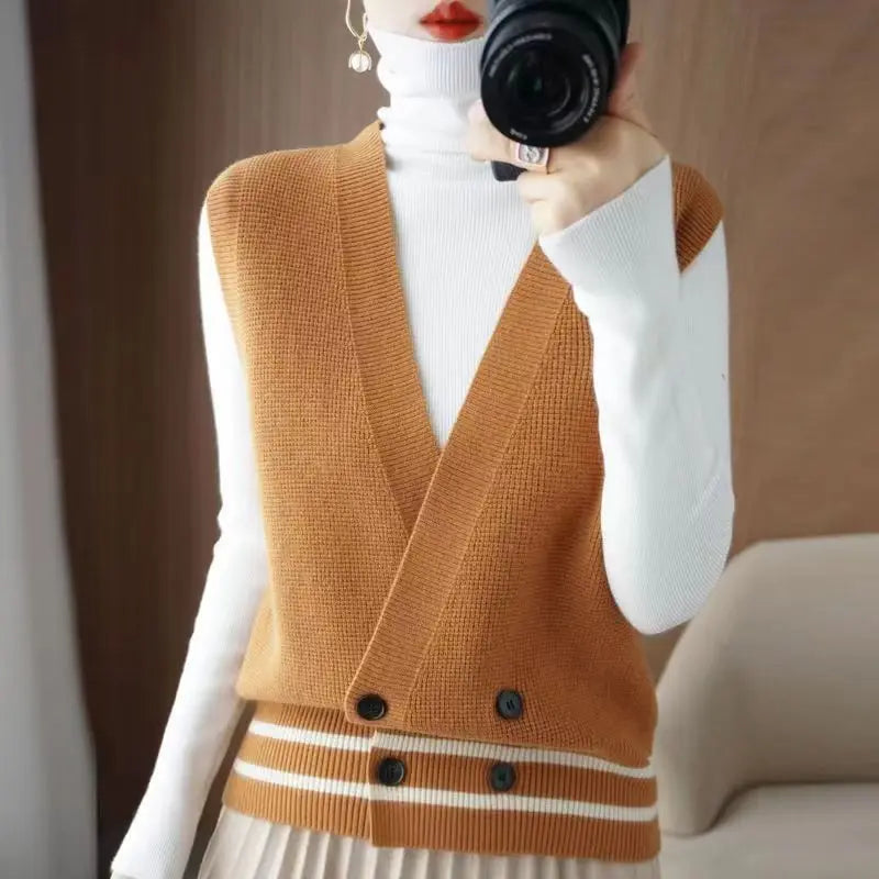 Classic Knitted Cardigan Vest  Sleeveless Sweater