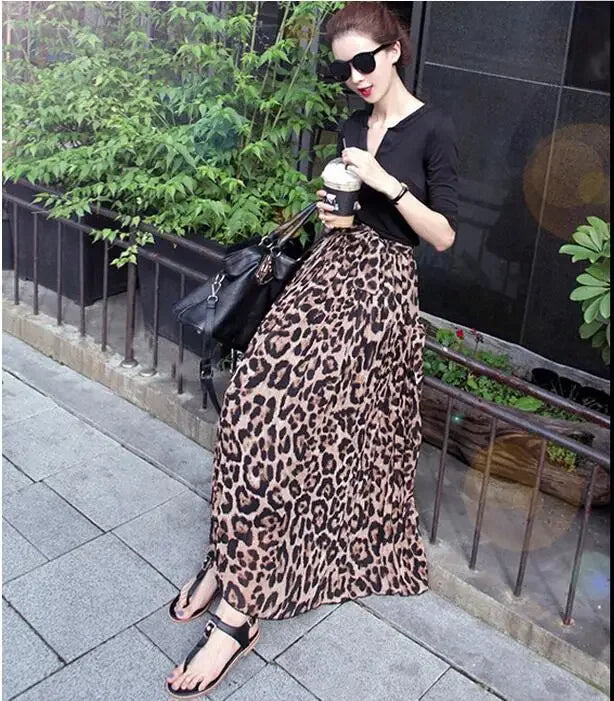 Summery Fit Pleated Leopard Print Maxi Skirt