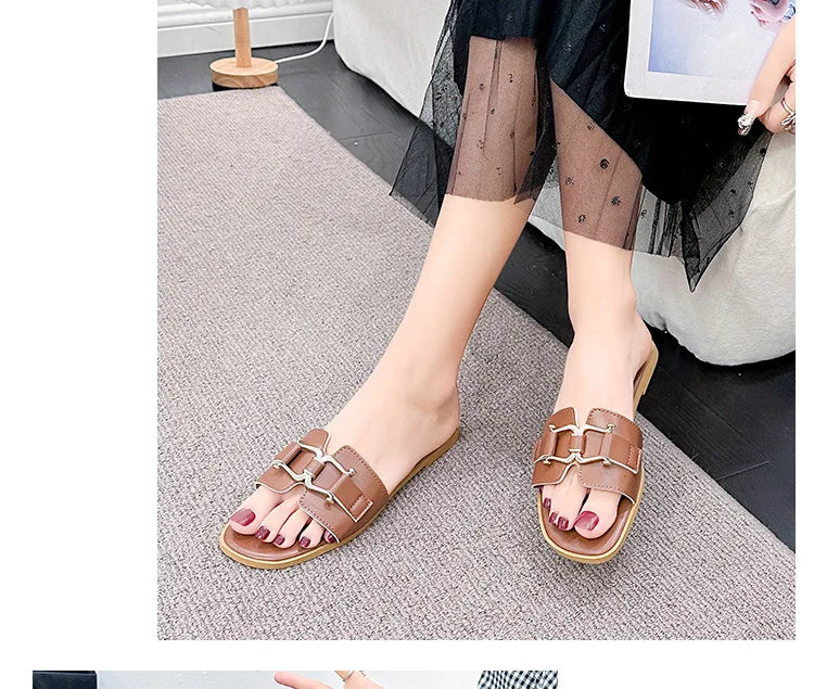 Stylish Summer Flat Flip-flops with Buckle