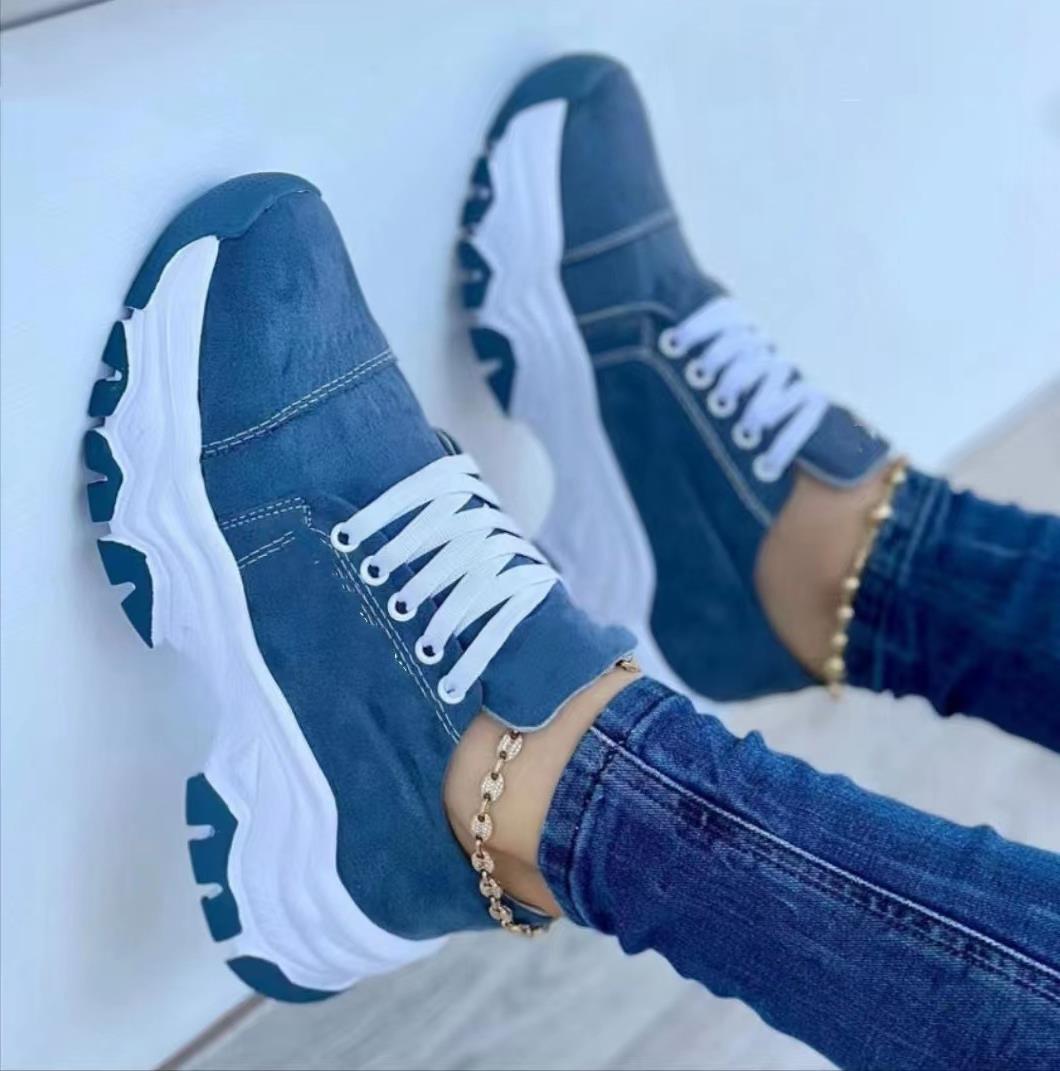 Breathable Lightweight Lace-up Sneakers